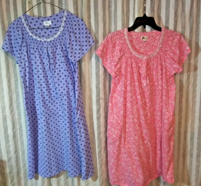 2 Camisones Colección Aria Para Mujer Pequeños Algodón Rosa + Azul Floral Prendas para Dormir Foto 1 de 4