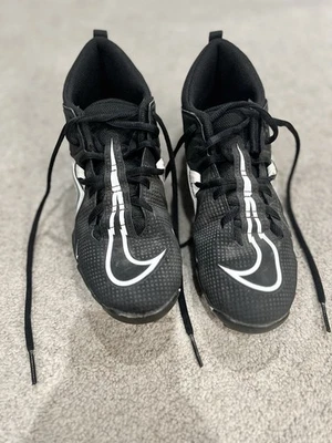 Botines de fútbol Nike Alpha Menace 4 Shark talla 5Y niños, negros, goma Foto 1 de 4