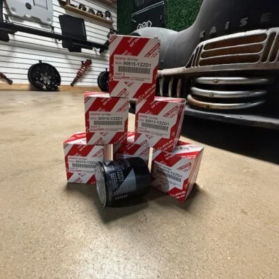 (6) TOYOTA OEM Engine-Oil Filter 90915YZZD1 - Image 1 of 4