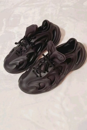 Adidas YEEZY Adifom Q (CORE BLACK) scarpe uomo taglia 7 usate