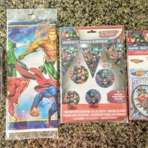 Justice League Birthday Party Supplies NEW - Picture 1 of 4