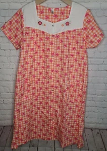 Pink K Vtg Floral Embroidered Front Snap gown Mumu Lounge Housecoat Womens Sz L - Picture 1 of 9