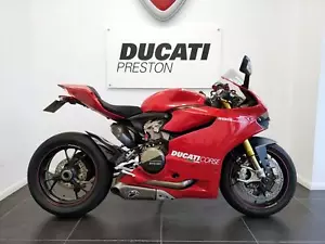 2012 Ducati 1199 Panigale S Red 16,508 Miles FULL TERMI SYSTEM - Picture 1 of 19