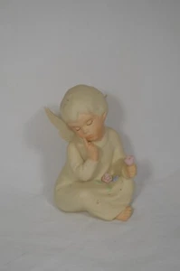 Vintage Porcelain Angel Child Holding Flowers HOMECO 1991 T57 - Picture 1 of 6