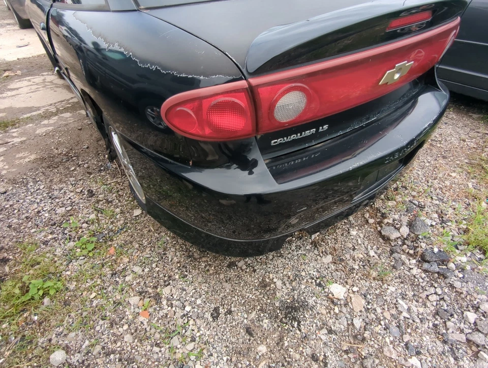 2003-2005 Chevrolet Cavalier Rear Bumper Assembly Oem E8D8Y Foto 1 de 3