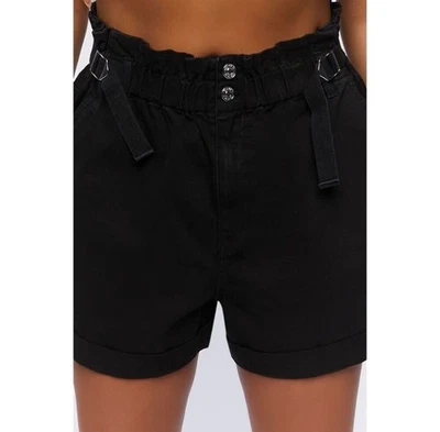 Pantalones cortos de pana con bolsa de papel negra, cintura con hebilla, tiro alto talla grande 0X, Forever 21 Foto 1 de 4