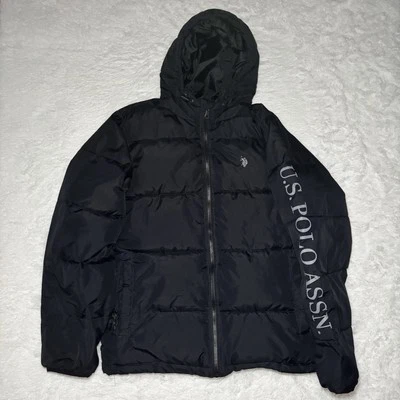 Talla M - Asociación de Polo de Estados Unidos Chaqueta Puffer Hombre Usada (desgarro mostrado última foto, muy limpia) Foto 1 de 4