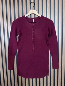 New Free People Top Medium Burgundy Pullover Thermal Waffle Knit Movement Henley - Picture 1 of 7