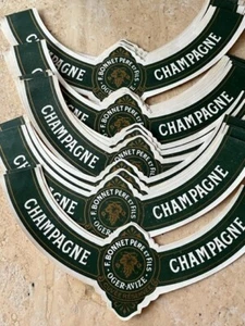 LOT 102/ 25  ETIQUETTES /COLS  /  CHAMPAGNE  / BONNET   /LABELS  ALCOOL OLD - Picture 1 of 3