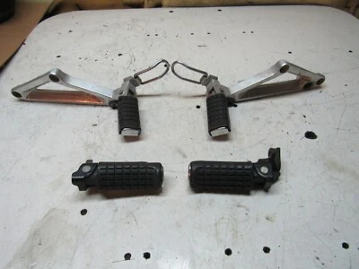 84 85 Honda Sabre V45 VF700S VF 700 700S 1984 estriberas Foto 1 de 4