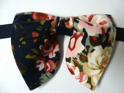 NEW Oversized Bow tie Navy/Pink Floral Knit Vintage style 70`s Wedding Prom - Image 1 of 3