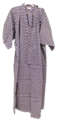 全新无标签 HILTON 夏威夷村庄 100% 棉日本 KIMONO BLK WHT ZIGZAG 带腰带 — 第 1/4 张图片