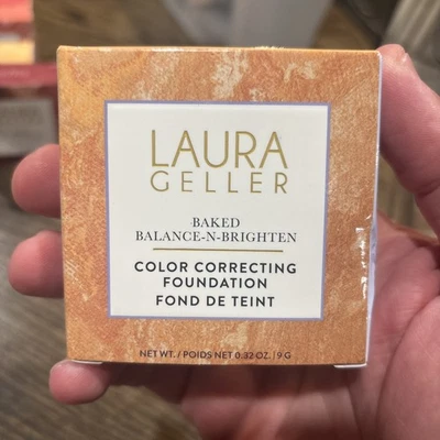 Laura Geller Baked Balance-N-Brighten Color Correcting Foundation .32 oz LIGHT - Image 1 of 2