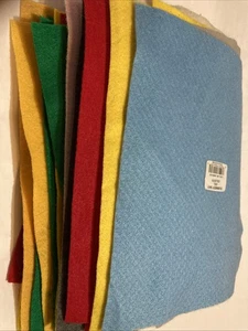 Cuadrados de fieltro 9" x 11 3/4" ~ Lote de 35 hojas colores mezclados ANTIGUO STOCK - Imagen 1 de 7