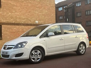 2011 Vauxhall Zafira 1.7 CDTi ecoFLEX Exclusiv 5dr MPV Diesel Manual - Picture 1 of 24
