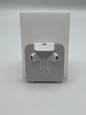 Original Apple EarPods Kopfhörer Headset (Lightning) - Differenzbesteuert* - Bild 1 von 2