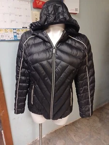 BCBGeneration  Black Down Filled Hooded Coat Sz S Black Packable Pockets - Picture 1 of 13