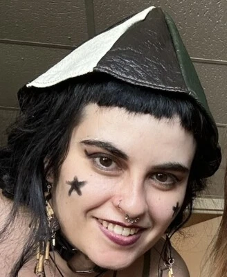 Sombrero de Payaso Boho Puntiagudo Bloques de Color Negro Verde Blanco Vintage Cuero Foto 1 de 4