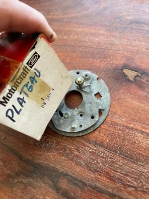 1970-1975 MERCURY BREAKER PLATE MOTORCRAFT  PN DB-186-A DB-187-A - Image 1 of 4