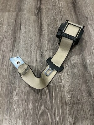 97-03 BMW E39 525i 530i Cinturón de seguridad trasero derecho o izquierdo superior retractor beige OEM Foto 1 de 3