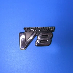 Ford OEM 1999-2004 Triton V8 Fender Badge Emblem Nameplate Logo F81B-16702-AA - Picture 1 of 7