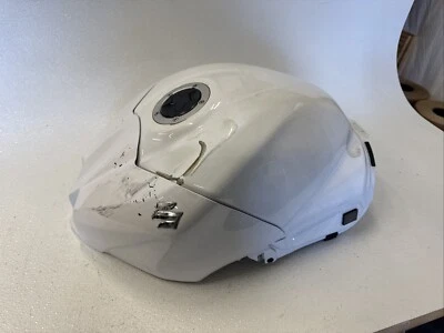 Tanque de combustible de gasolina 17-24 Suzuki GSXR 1000 gasolina gsxr1000 OEM abolladura #0005 Foto 1 de 4