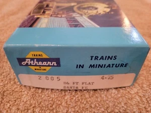 Athearn 86' Flat Santa Fe 2005 Kit New in Box - Picture 1 of 3