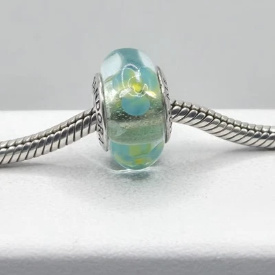 Original Pandora Murano Glas Grün Blaue Blume 790607 #87 - Bild 1 von 2