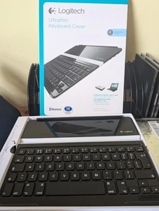 Logitech Ultrathin Keyboard Cover w/Bluetooth for iPad 2 & 3rd & 4th generation - Picture 1 of 1