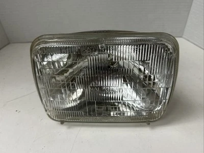 Wagner H6054 6052 Halogen Headlight - Image 1 of 4
