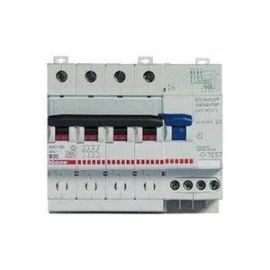 Modulo Differenziale AC 2 Poli 125A 0.3A 4 Moduli  - BTICINO LEGRAND G24/125AC - Foto 1 di 1