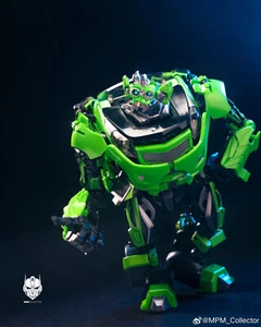 New Unique Toys R-08 Dumb Skids Action Figure Transforms Toy In Stock - Picture 1 of 12