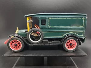 Signature Models 1920 Ford Delivery Van #32320, ottime condizioni pressofuso - Foto 1 di 11