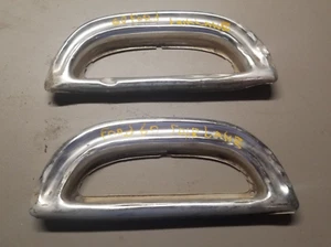 1960 Ford Fairlane LH RH Taillight Bezel - Foto 1 di 6