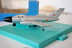 Torcia Diecast 1/120 Yak 25 di fabbricazione russa in scatola originale - Foto 1 di 4