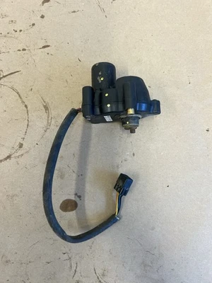 Actuador de cubierta de embrague Kawasaki Brute Force 650i 2011 4x4 B644 Foto 1 de 4