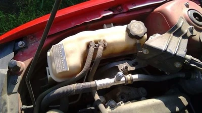 Depósito de refrigerante compatible con 02-05 CAVALIER 204907 Foto 1 de 4