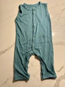 Kyte Baby Blue Bamboo Romper Sz 6-12 Mos Sleeveless Neutral Minimalist Light - Picture 1 of 6