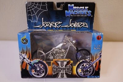 Muscle Machines Jesse James West Coast Choppers JJ04-18-02 CFL Rigid 1:18 Silver - Image 1 of 4
