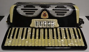 Iorio Accordion Black & White Tone Vintage Made In Italy SH-A7 - Picture 1 of 13