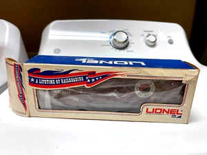 Lionel RED BOXCAR CAR RAILROAD 3195 - Picture 1 of 2