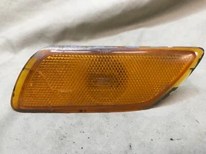 Front Side Marker Corner Turn Parking Light Left Driver for 00-05 Ford Focus - Picture 1 of 9