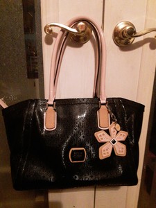 Las mejores ofertas en Bolsas de Mano de Cuero GUESS para De mujer | eBay
