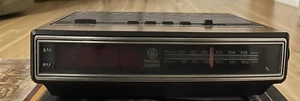 Vintage General Electric GE AM/FM Digital Alarm Clock Radio Model#7-4625C Tested - Picture 1 of 2