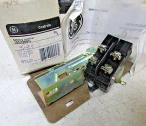 NUEVO CONTACTO AUXILIAR GE 105X200N 078316629457 - Imagen 1 de 4
