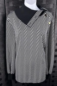 Iman Fischgrät Bluse mit Knopfdetail Größe 1x - Bild 1 von 16