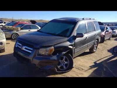Used Front Left Exterior Door Handle fits: 2007 Honda Pilot assembly front body - Image 1 of 4