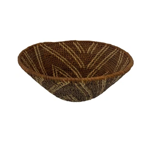 Cesta de cuenco nativo americano con diseño geométrico tejido a mano Pima marrón oscuro - Imagen 1 de 5