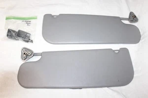 96-05 Chevy ASTRO Gmc SAFARI Sunvisors w/ Sunvisor Clips VINYL Gray CLEAN - Picture 1 of 2