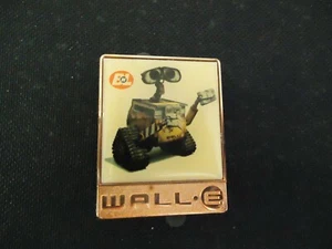 DISNEY DSF SODA FOUNTAIN WALL-E PHOTO PIN LE 300 - Picture 1 of 1